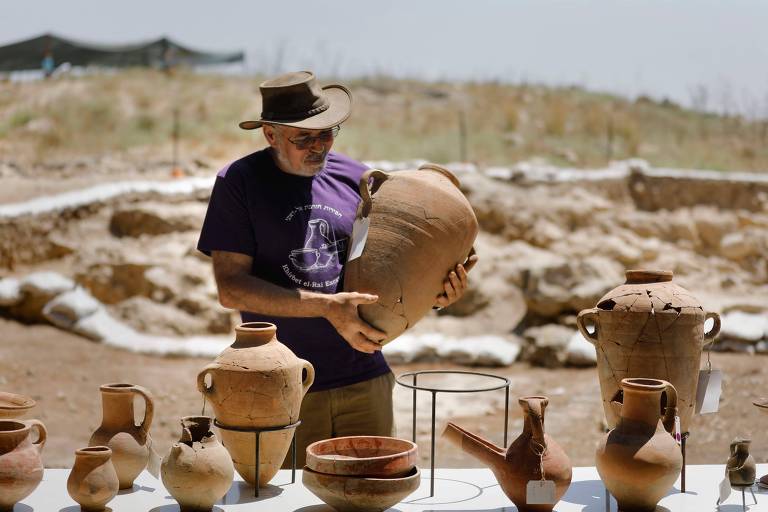 Jarro de 3 mil anos é encontrado com nome de rei judeu